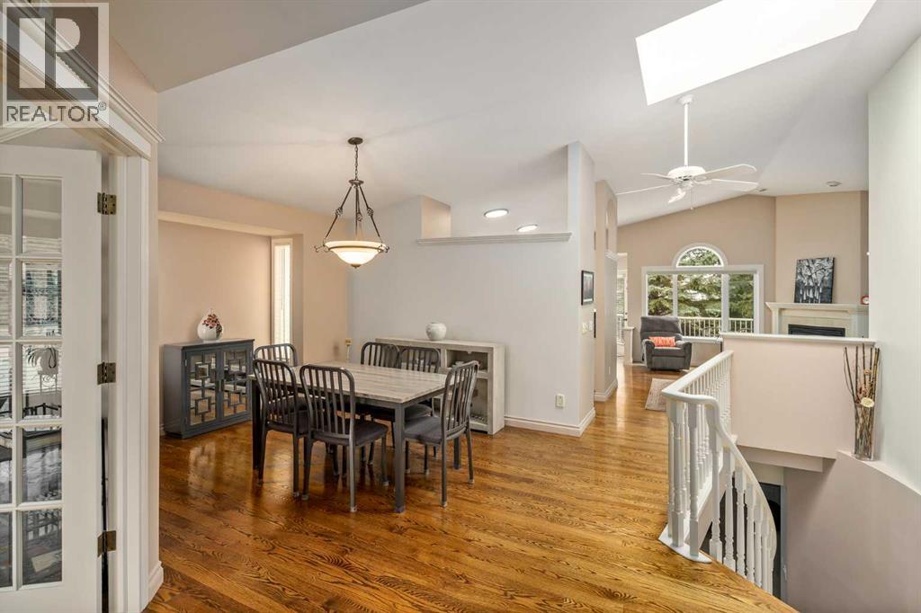 28 Hamptons Rise Nw, Calgary, Alberta  T3A 5E6 - Photo 5 - A2304593