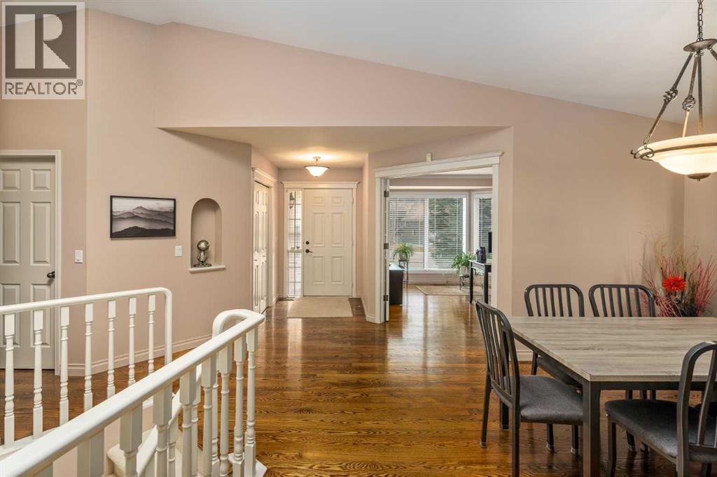 28 Hamptons Rise Nw, Calgary, Alberta  T3A 5E6 - Photo 11 - A2304593