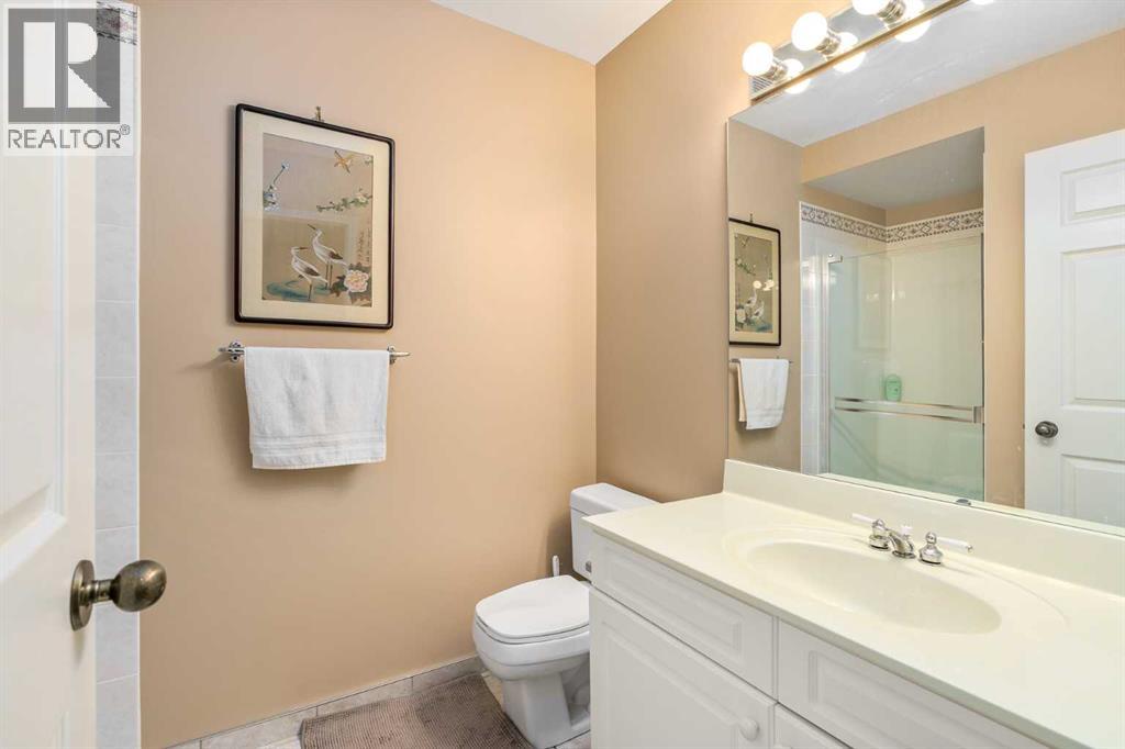 28 Hamptons Rise Nw, Calgary, Alberta  T3A 5E6 - Photo 24 - A2304593