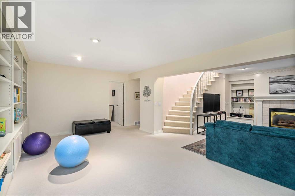 28 Hamptons Rise Nw, Calgary, Alberta  T3A 5E6 - Photo 30 - A2304593