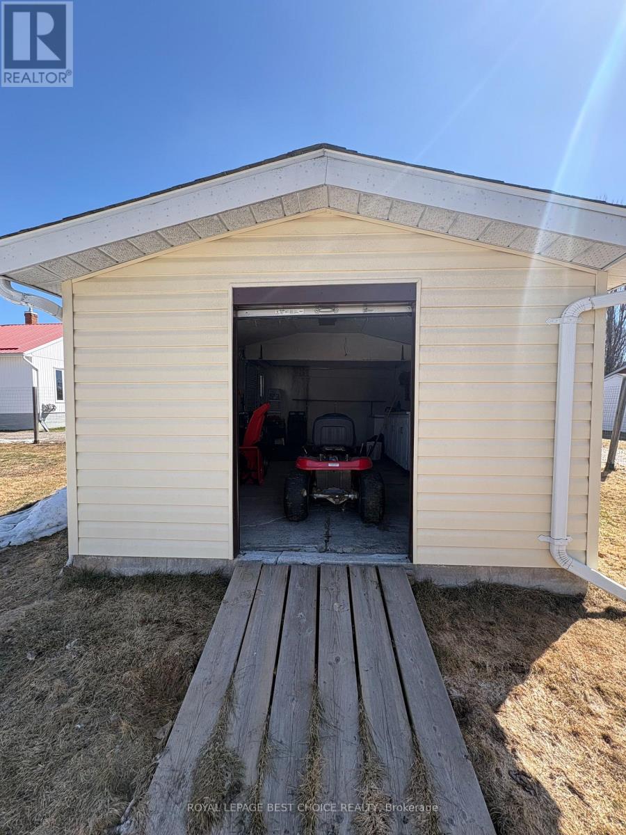 21 10th Street, Armstrong (Earlton), Ontario  P0J 1H0 - Photo 10 - T13046214