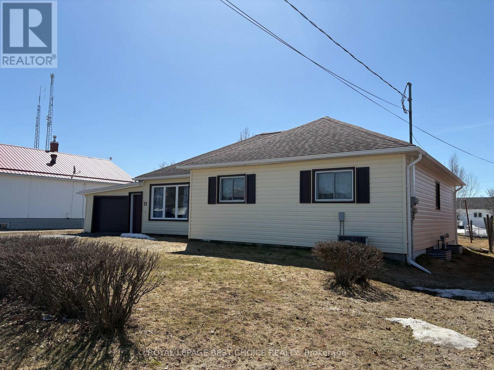 21 10th Street, Armstrong (Earlton), Ontario  P0J 1H0 - Photo 3 - T13046214