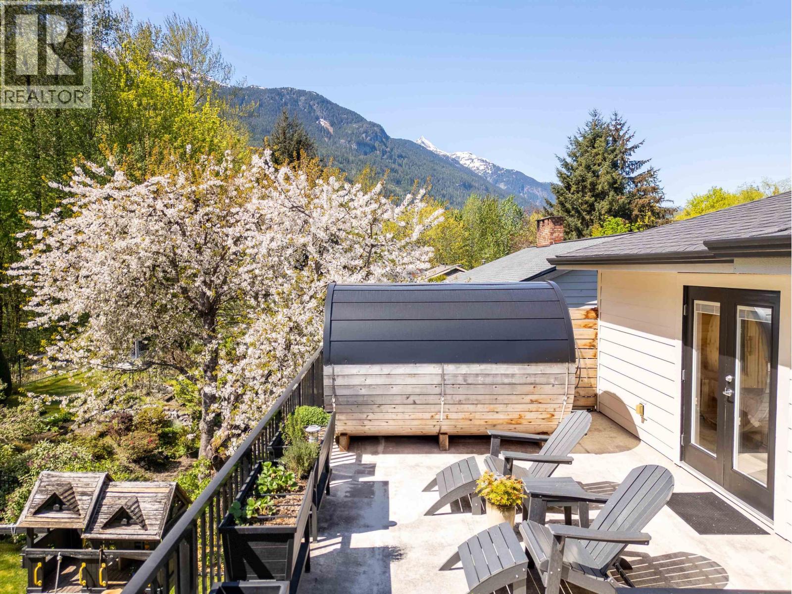 1422 Maple Crescent, Squamish, British Columbia  V0N 1H0 - Photo 23 - R3115874