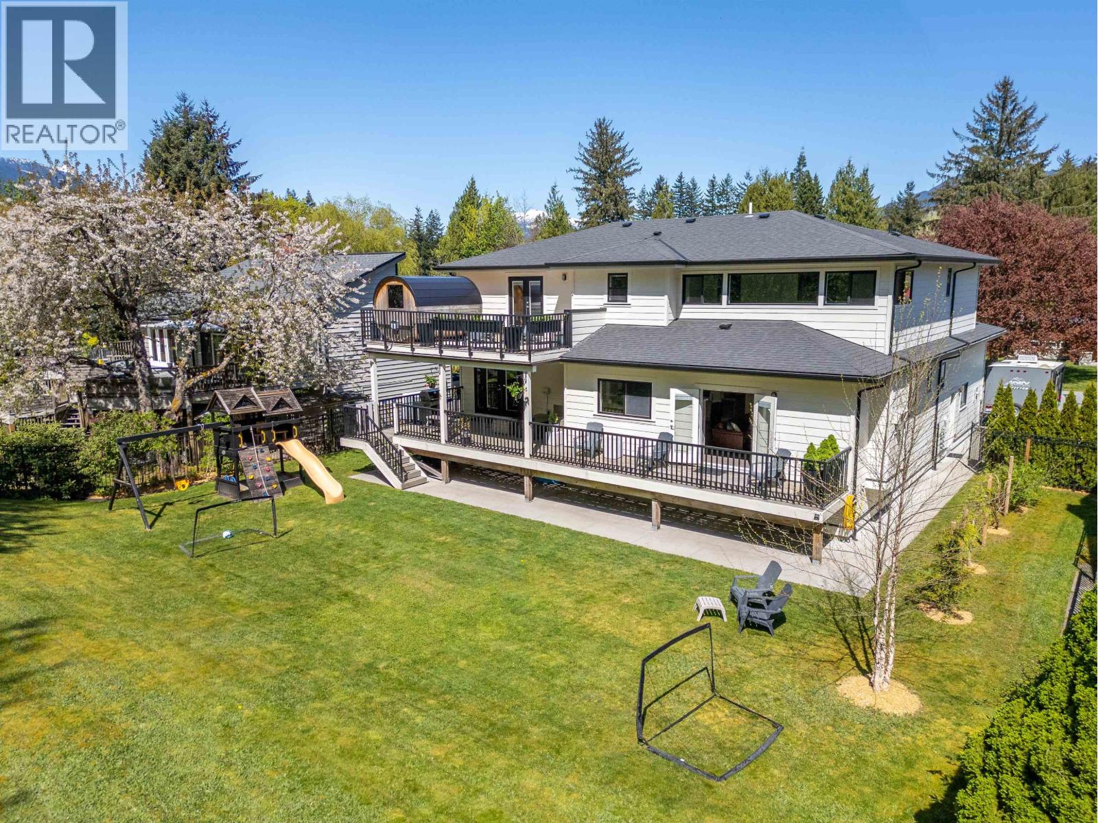 1422 Maple Crescent, Squamish, British Columbia  V0N 1H0 - Photo 39 - R3115874