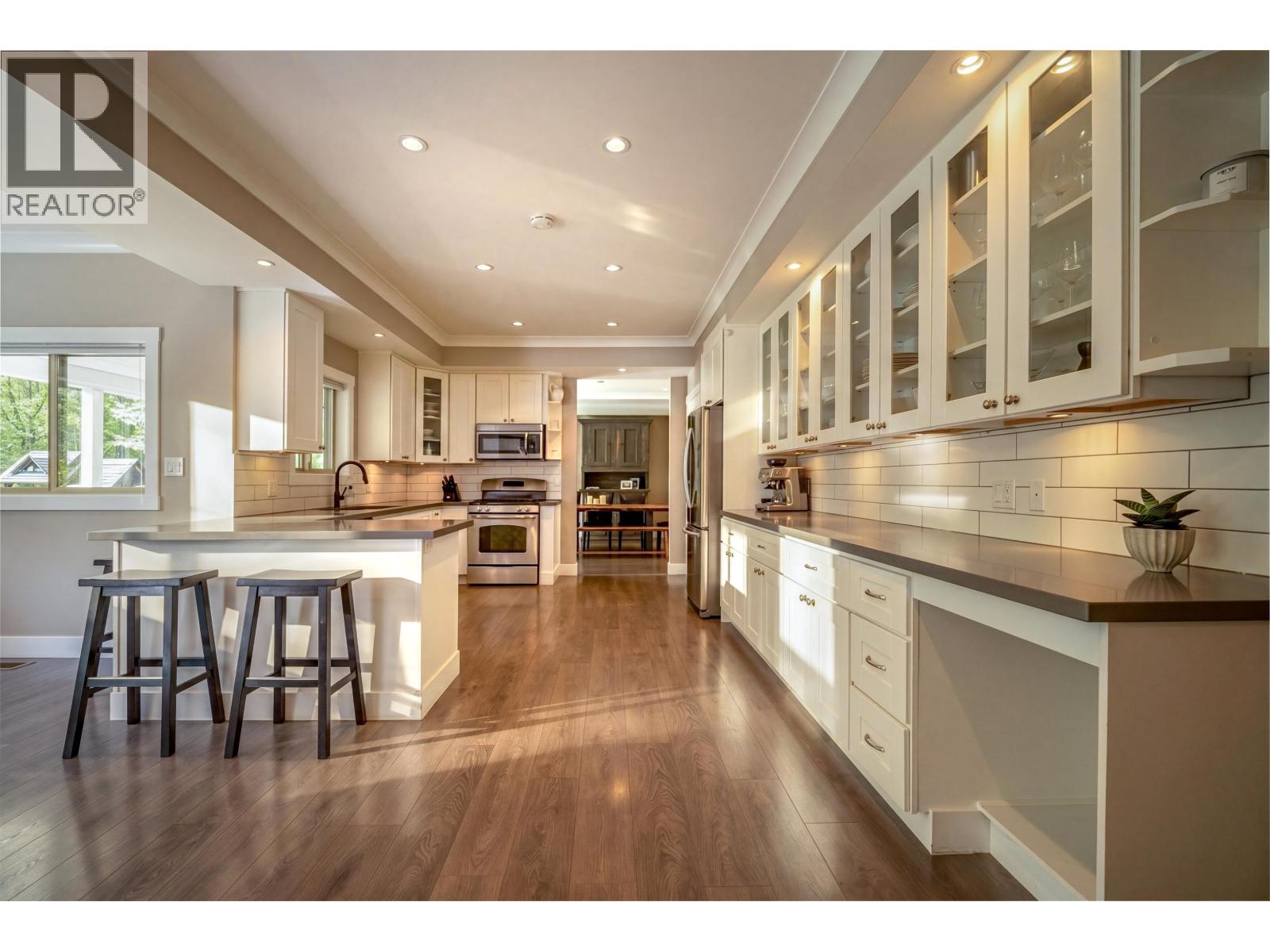 1422 Maple Crescent, Squamish, British Columbia  V0N 1H0 - Photo 6 - R3115874