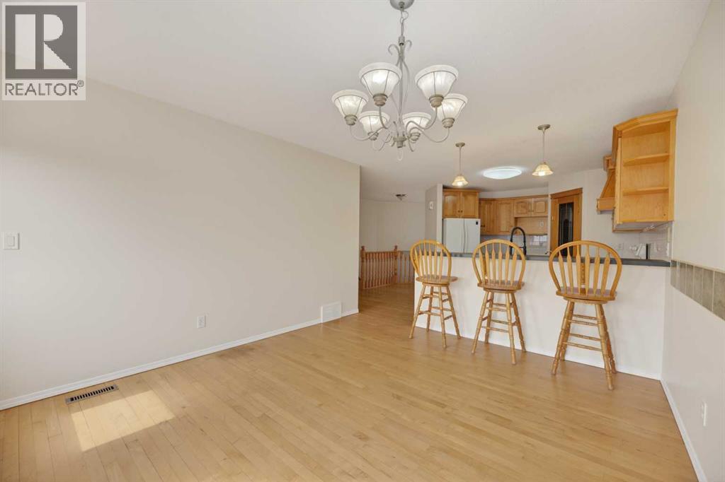 211 200 Carriage Lane Place, Carstairs, Alberta  T0M 0N0 - Photo 8 - A2303309