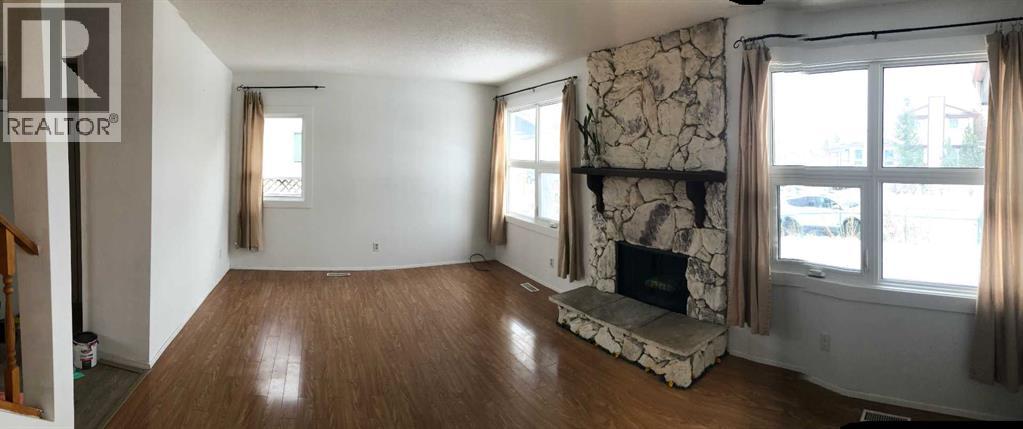22 Whitman Close Ne, Calgary, Alberta  Y1Y 4H4 - Photo 5 - A2301673