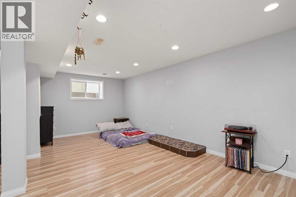 115 Drake Landing Court, Okotoks, Alberta  T1S 2M3 - Photo 32 - A2304652