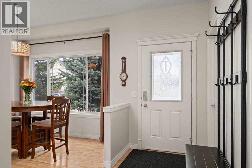 115 Drake Landing Court, Okotoks, Alberta  T1S 2M3 - Photo 3 - A2304652