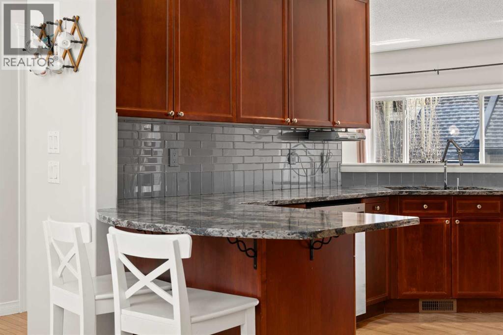 115 Drake Landing Court, Okotoks, Alberta  T1S 2M3 - Photo 8 - A2304652