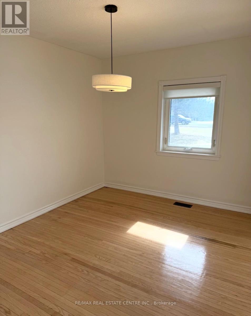 14599 Chinguacousy Road E, Caledon, Ontario  L7C 3H6 - Photo 8 - W13046216