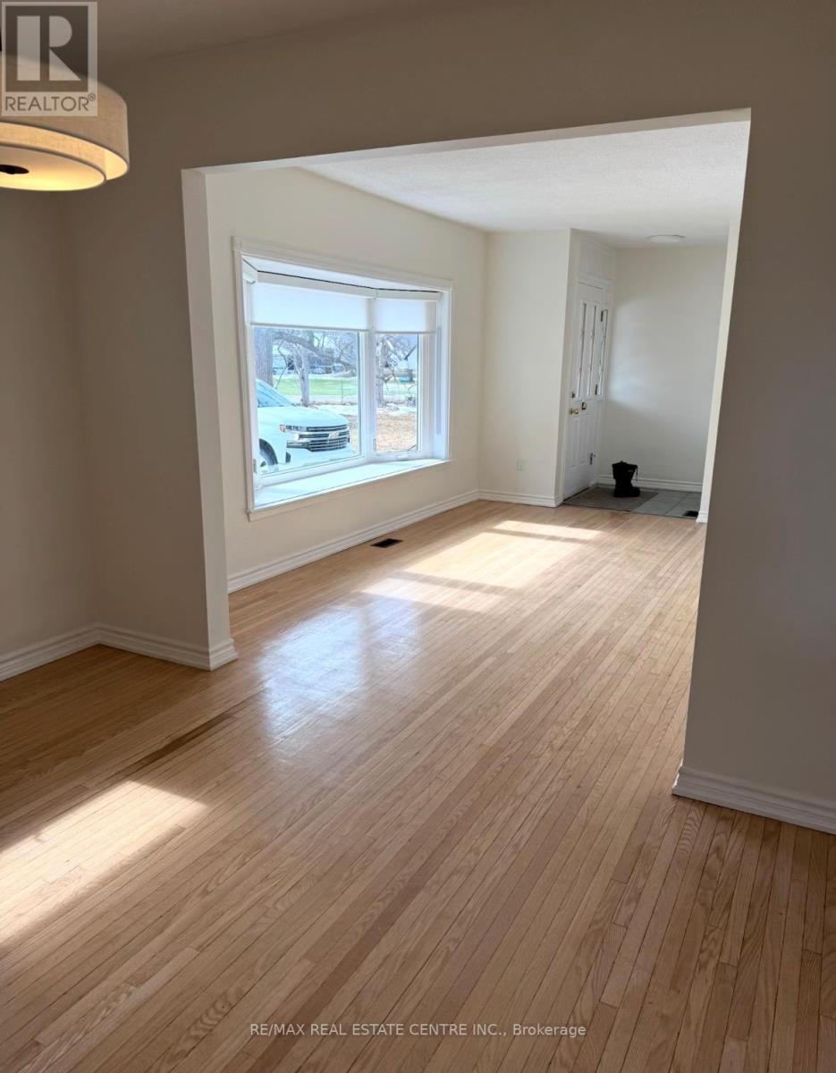 14599 Chinguacousy Road E, Caledon, Ontario  L7C 3H6 - Photo 9 - W13046216