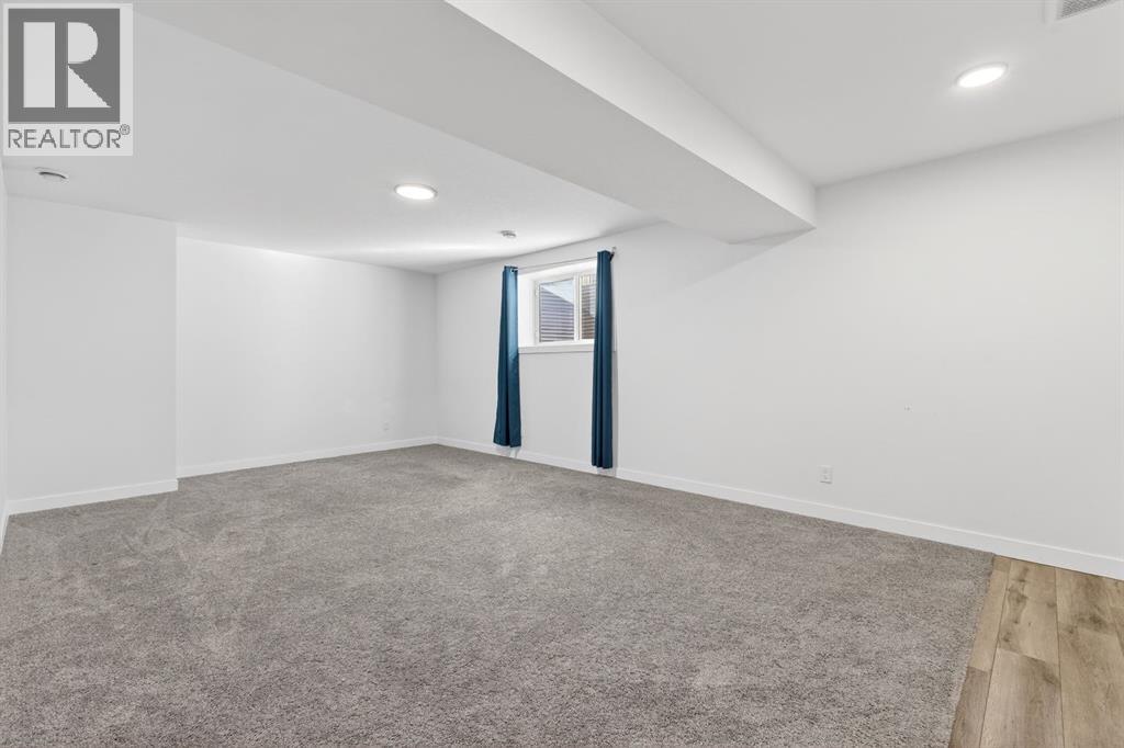 208 Dawson Circle, Chestermere, Alberta  T1X 2R2 - Photo 40 - A2304859