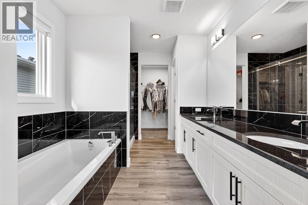 208 Dawson Circle, Chestermere, Alberta  T1X 2R2 - Photo 29 - A2304859