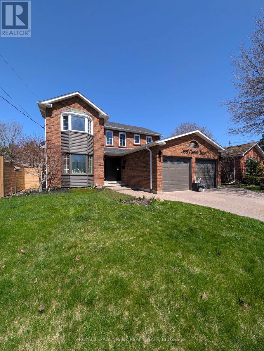 588 CARLISLE STREET, Cobourg, Ontario