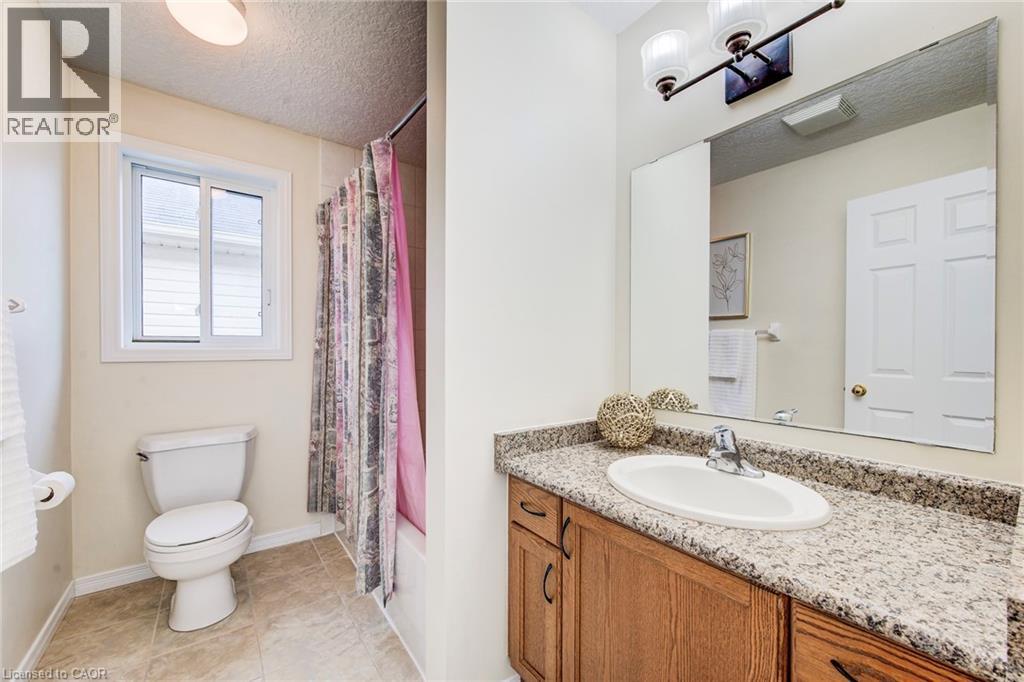 90 Udvari Crescent, Kitchener, Ontario  N2N 0A2 - Photo 23 - 40813035