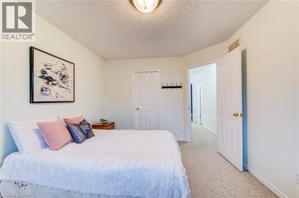 90 Udvari Crescent, Kitchener, Ontario  N2N 0A2 - Photo 25 - 40813035