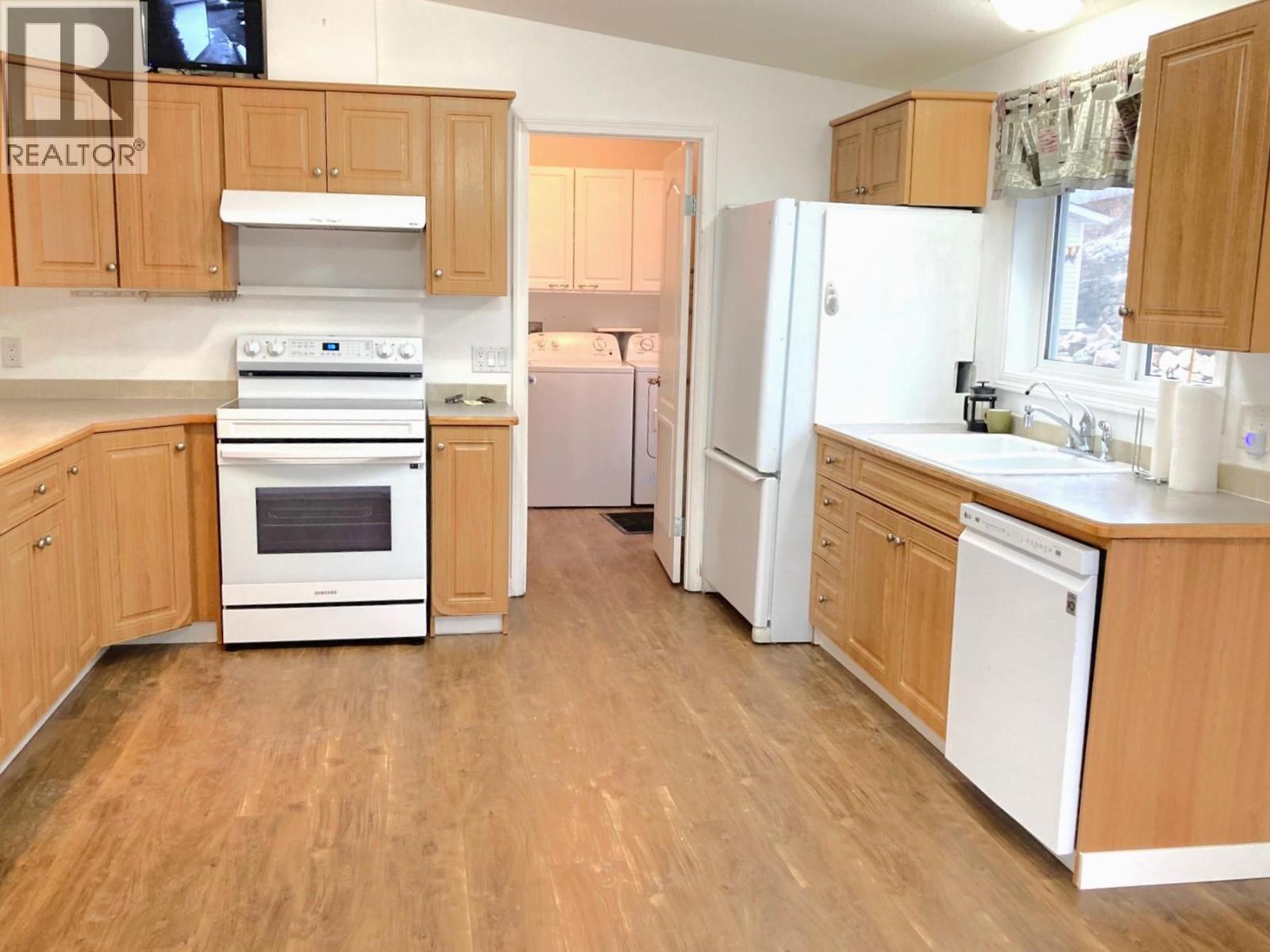 1510 Trans Canada Highway Unit# 63, Sorrento, British Columbia  V0E 2W2 - Photo 10 - 10367234