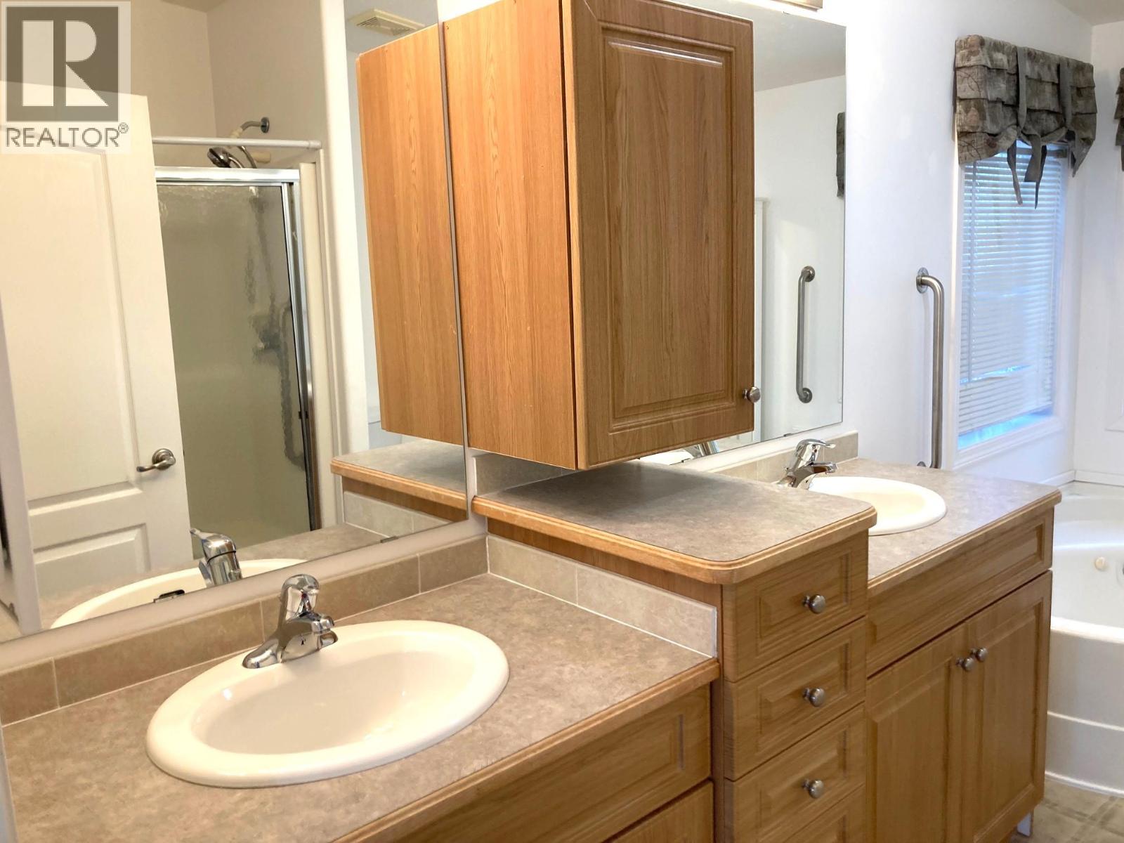 1510 Trans Canada Highway Unit# 63, Sorrento, British Columbia  V0E 2W2 - Photo 21 - 10367234