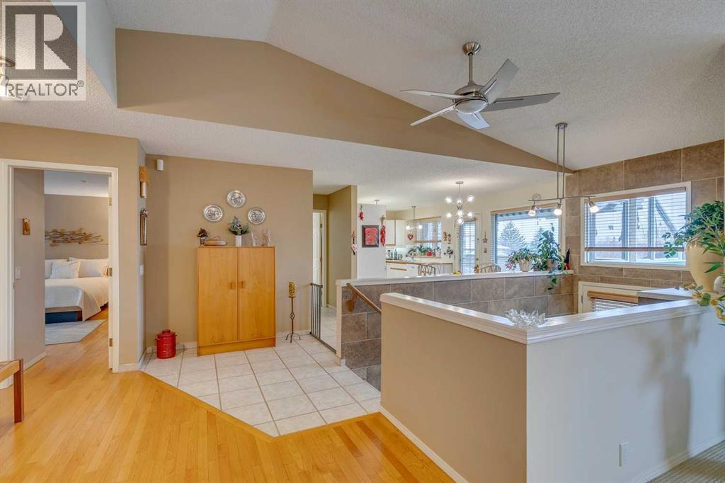 8 Douglas Woods View SE, Calgary, Alberta  T2Z 2A2 - Photo 18 - A2301834