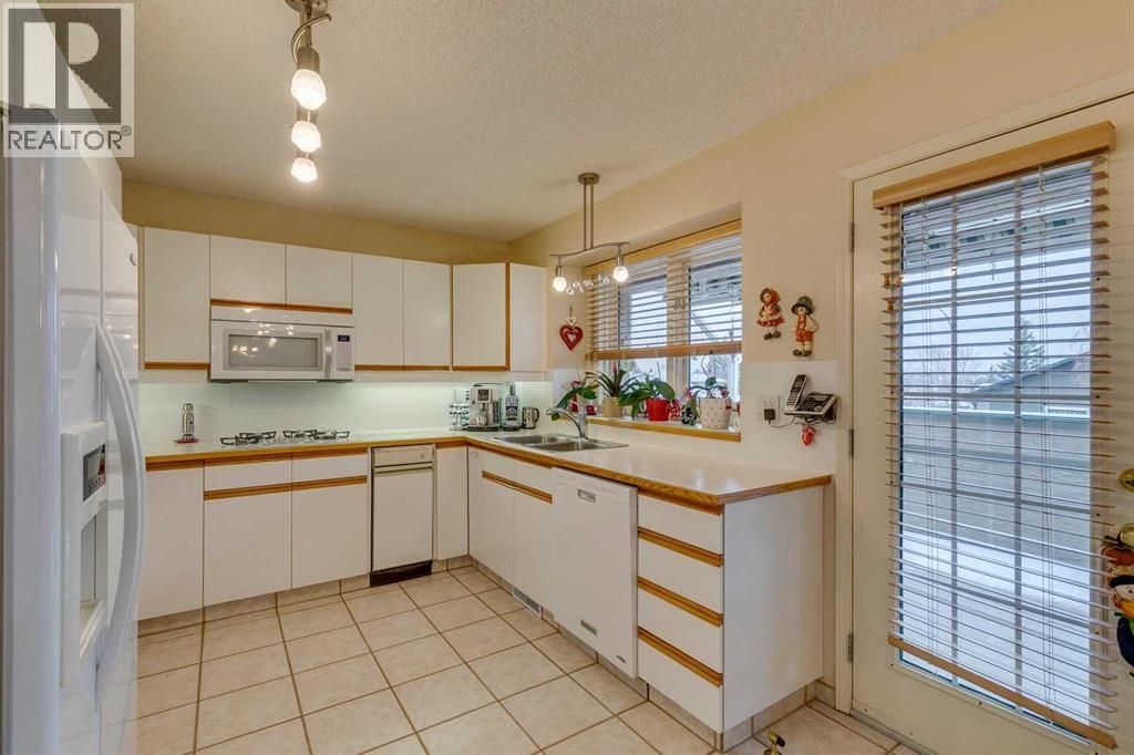 8 Douglas Woods View SE, Calgary, Alberta  T2Z 2A2 - Photo 23 - A2301834