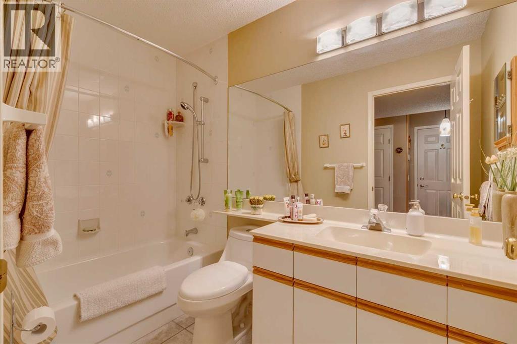 8 Douglas Woods View SE, Calgary, Alberta  T2Z 2A2 - Photo 44 - A2301834