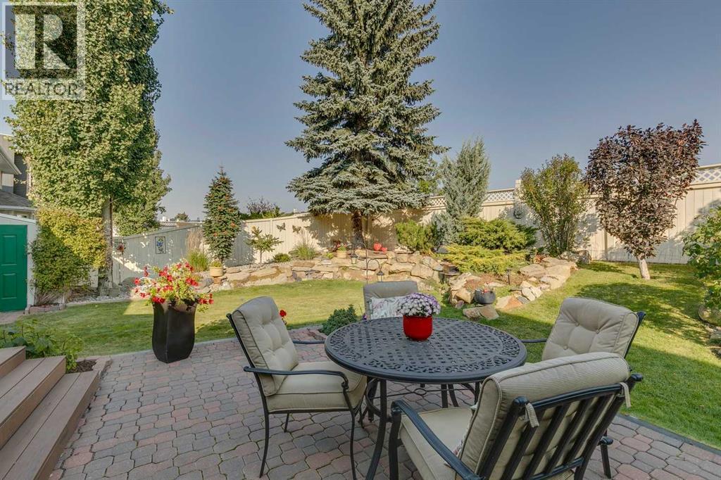 8 Douglas Woods View SE, Calgary, Alberta  T2Z 2A2 - Photo 7 - A2301834