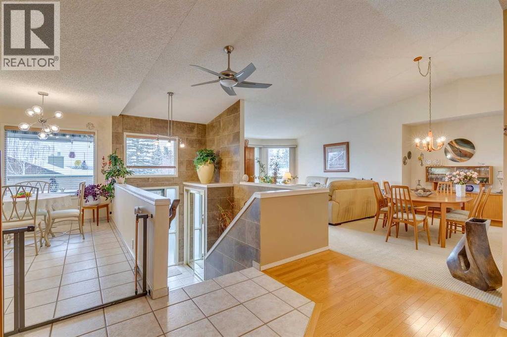 8 Douglas Woods View SE, Calgary, Alberta  T2Z 2A2 - Photo 11 - A2301834