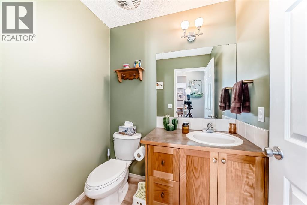 220 Hillcrest Court, Strathmore, Alberta  T1P 0A4 - Photo 21 - A2303094