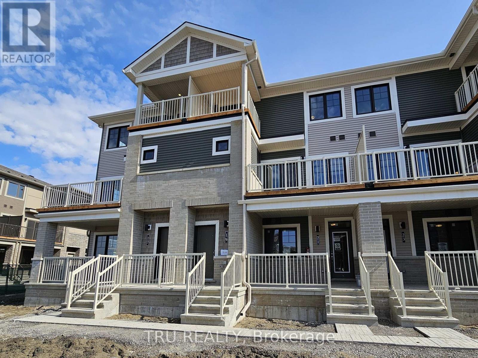 19 Pyrite Private, Ottawa, Ontario  K2J 7J5 - Photo 2 - X13046224