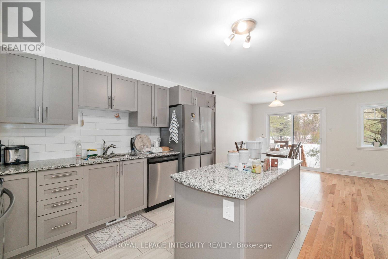 193 Dion Avenue, Clarence-Rockland, Ontario  K4K 0M3 - Photo 3 - X13046234