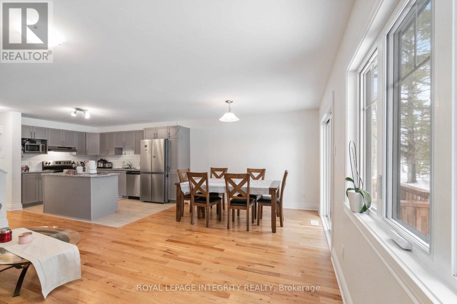 193 Dion Avenue, Clarence-Rockland, Ontario  K4K 0M3 - Photo 9 - X13046234