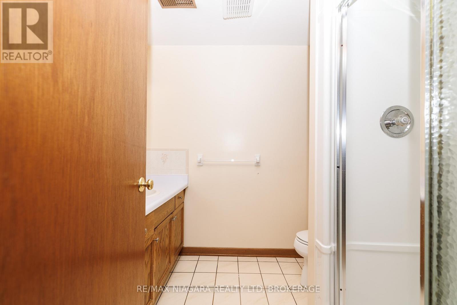 7821 Windfield Street, Niagara Falls, Ontario  L2H 2X4 - Photo 21 - X13046230