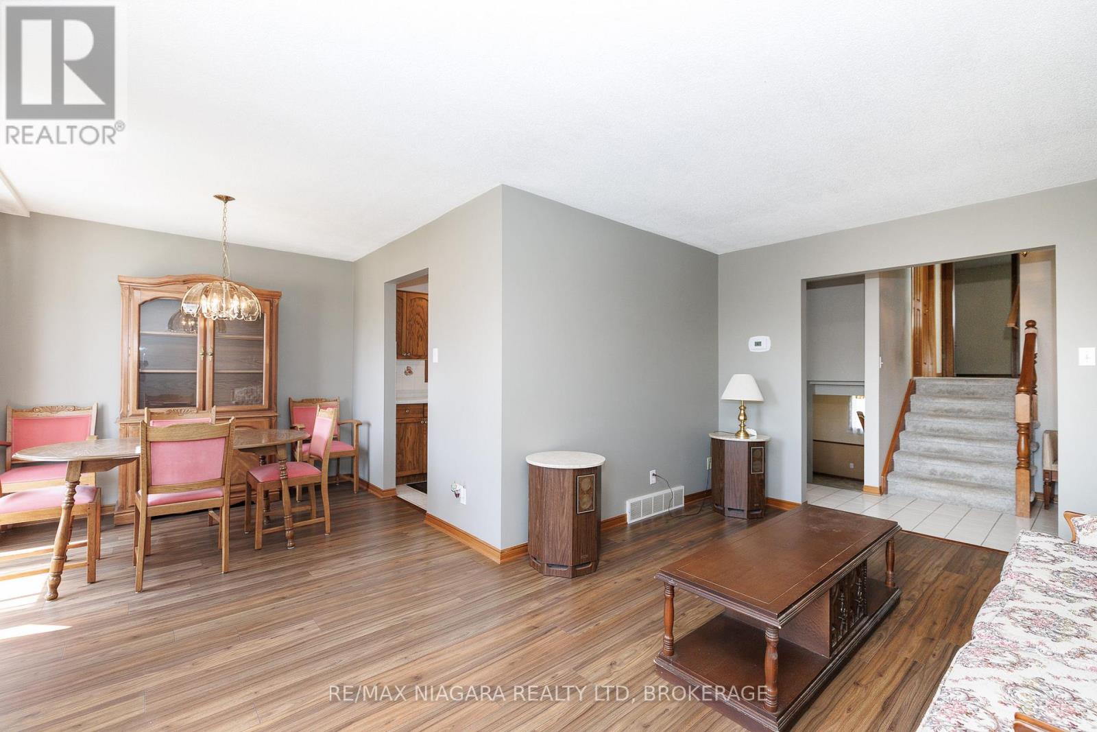 7821 Windfield Street, Niagara Falls, Ontario  L2H 2X4 - Photo 5 - X13046230