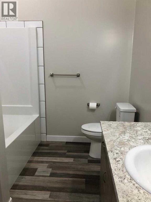 325 5 Street, Vauxhall, Alberta  T0K 2K0 - Photo 5 - A2252152