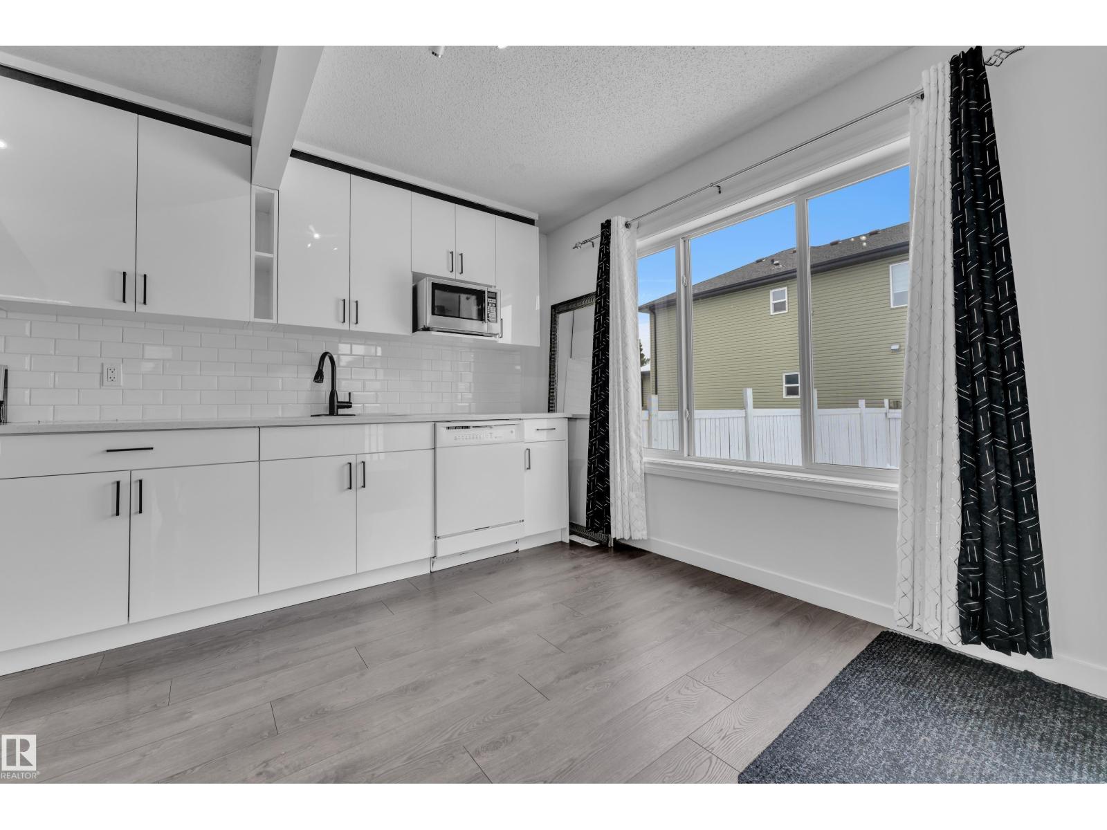 208 79 St Sw, Edmonton, Alberta  T6X 1K7 - Photo 12 - E4484321