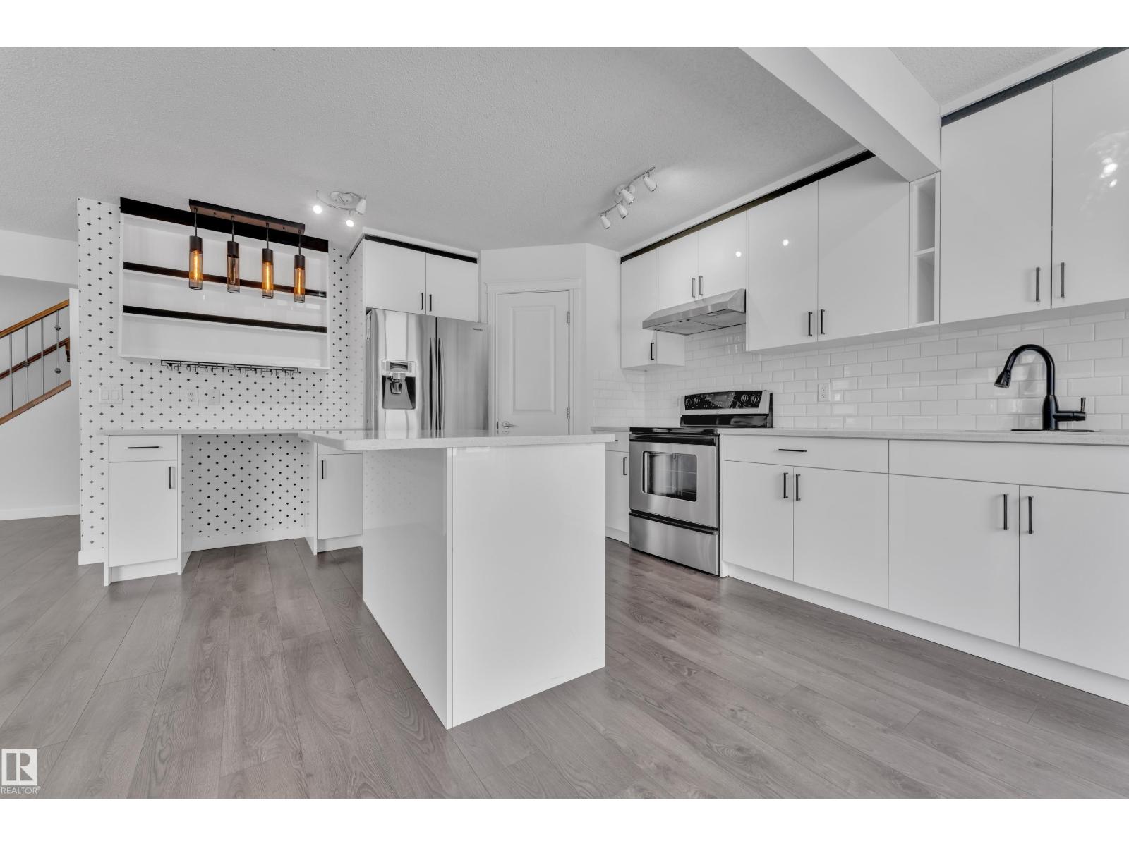 208 79 St Sw, Edmonton, Alberta  T6X 1K7 - Photo 13 - E4484321