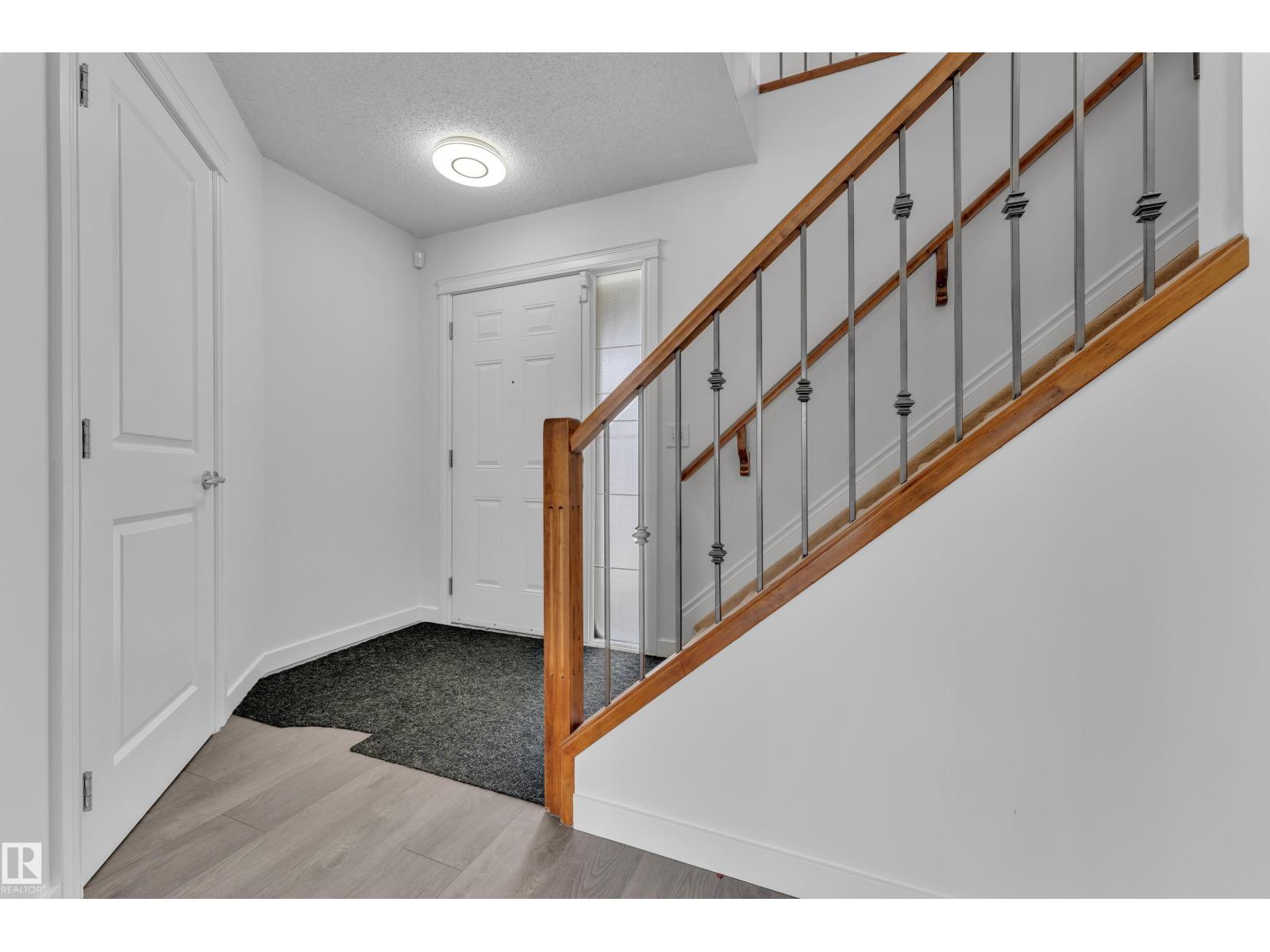 208 79 St Sw, Edmonton, Alberta  T6X 1K7 - Photo 4 - E4484321