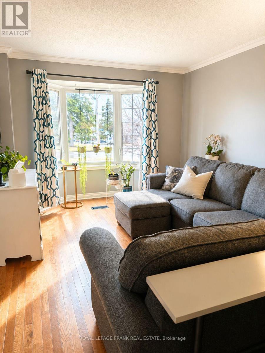 588 Carlisle Street, Cobourg, Ontario  K9A 1X6 - Photo 6 - X12952480