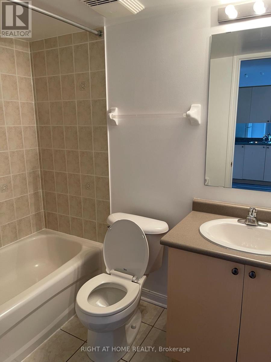 45 - 4620 Guildwood Way, Mississauga, Ontario  L5R 4H4 - Photo 10 - W13046238