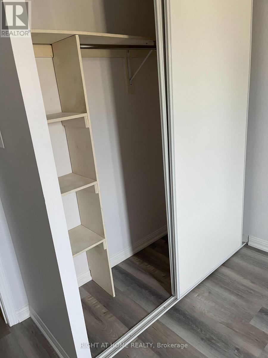 45 - 4620 Guildwood Way, Mississauga, Ontario  L5R 4H4 - Photo 8 - W13046238