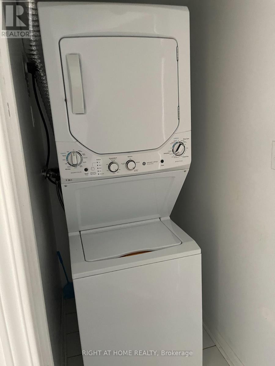 45 - 4620 Guildwood Way, Mississauga, Ontario  L5R 4H4 - Photo 9 - W13046238