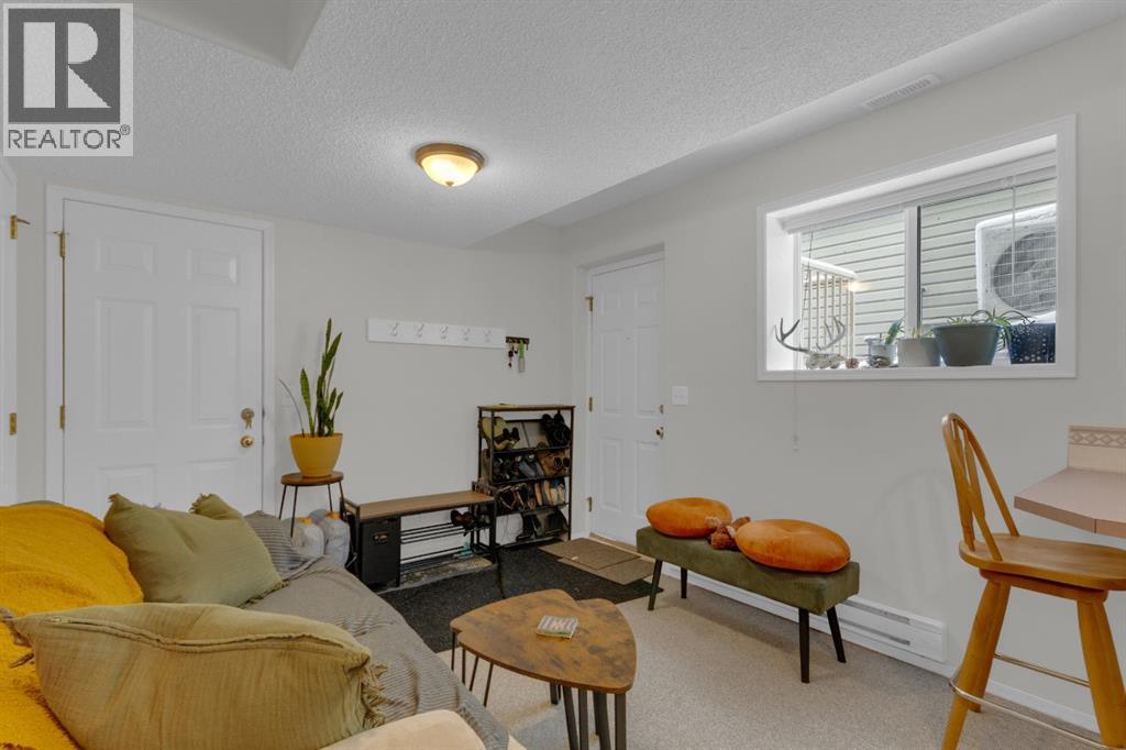 931 Wilson Way, Canmore, Alberta  T1W 2Y9 - Photo 24 - A2303769