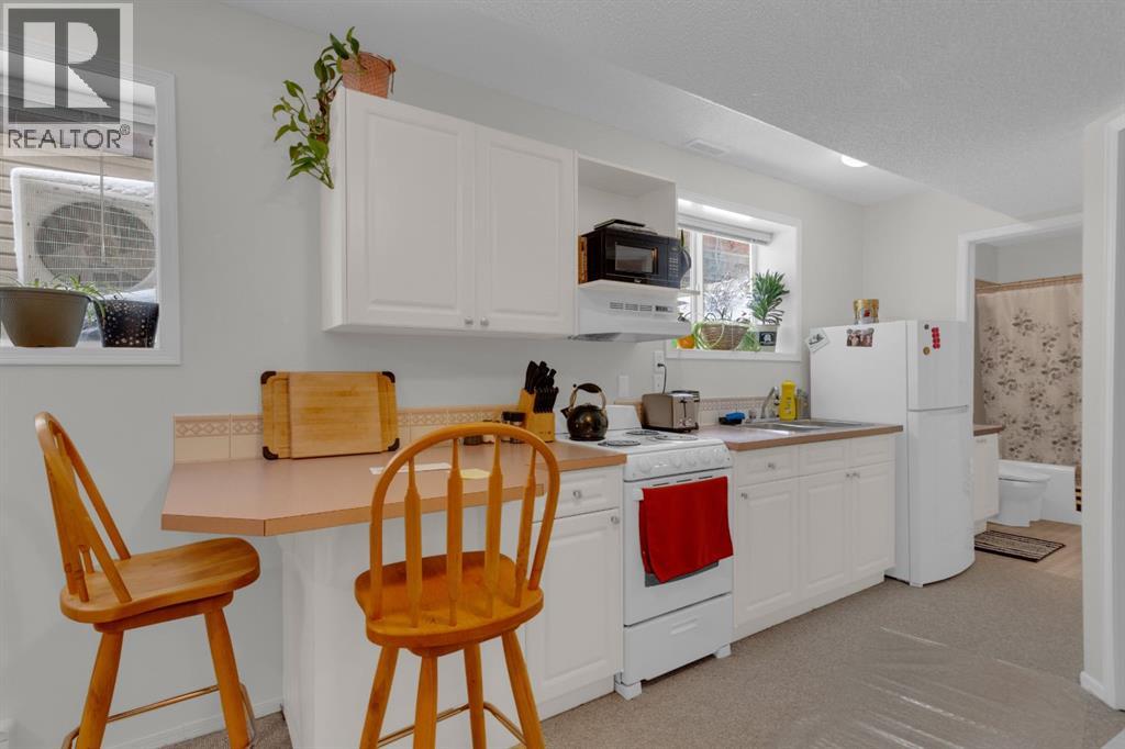 931 Wilson Way, Canmore, Alberta  T1W 2Y9 - Photo 25 - A2303769