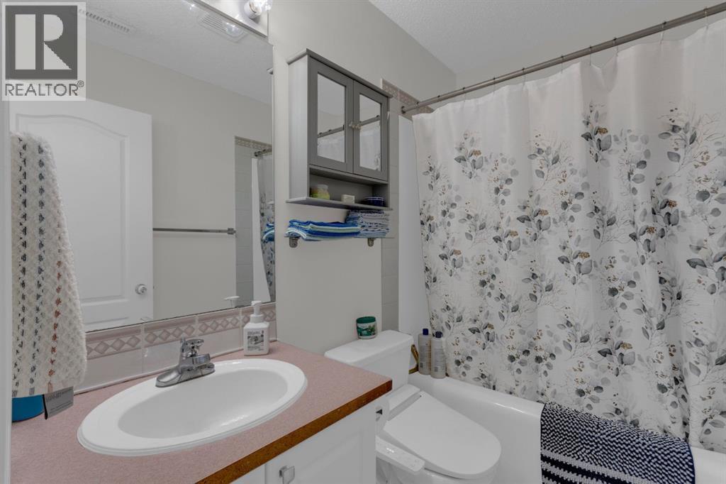 931 Wilson Way, Canmore, Alberta  T1W 2Y9 - Photo 26 - A2303769