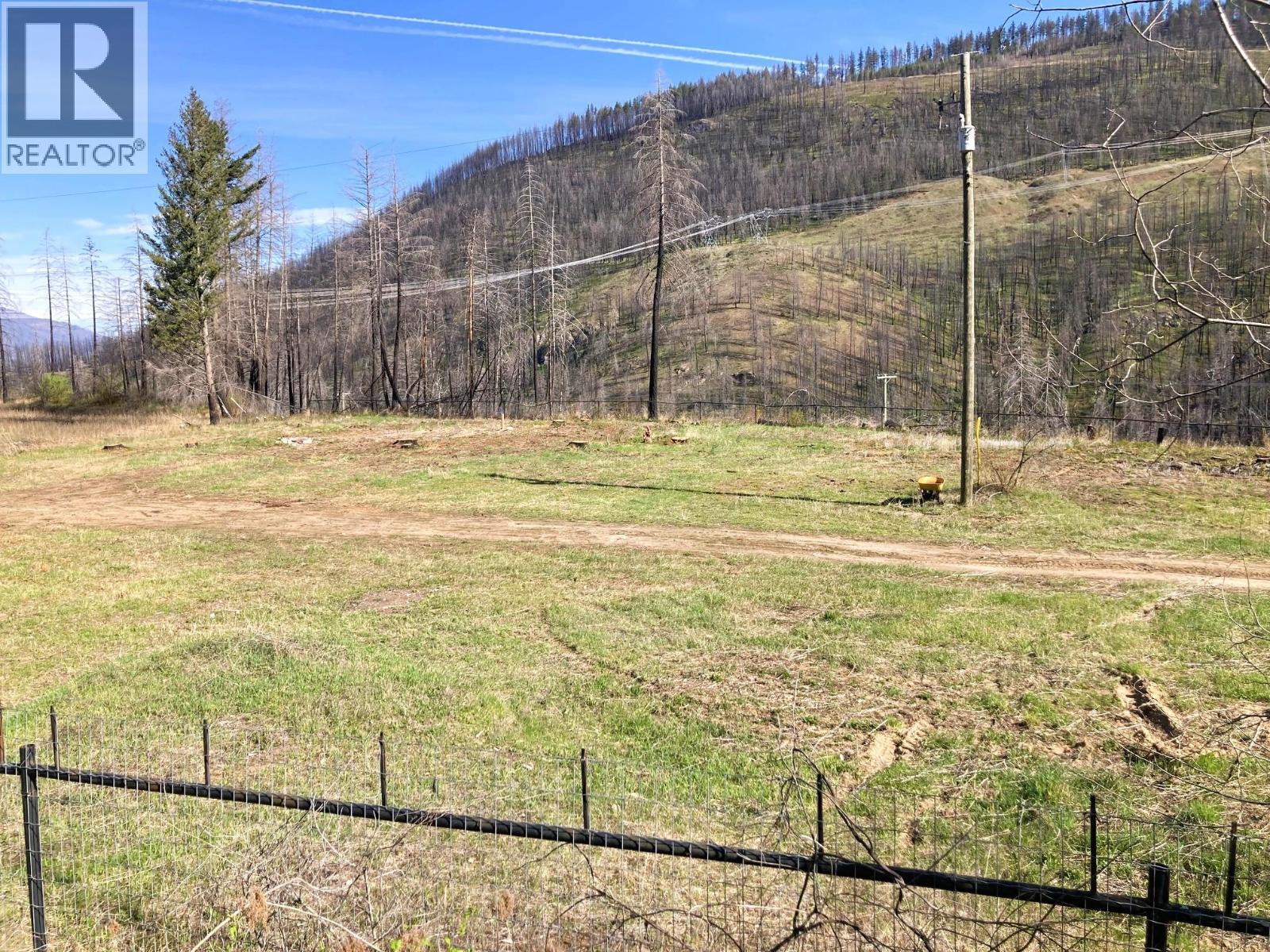 1449 Holding Road, Adams Lake, British Columbia  V0E 1M2 - Photo 8 - 10384747