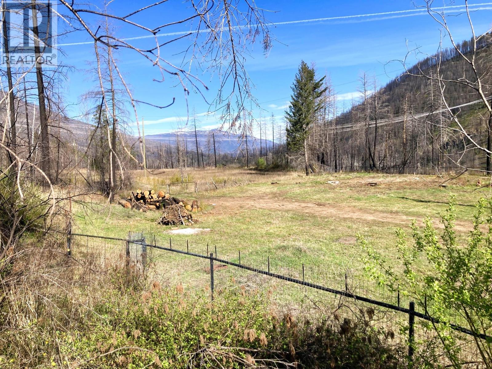 1449 Holding Road, Adams Lake, British Columbia  V0E 1M2 - Photo 7 - 10384747