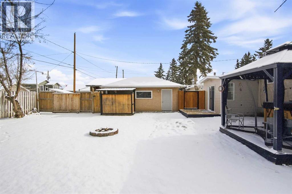 1122 Centre Street, Carstairs, Alberta  T0M 0N0 - Photo 28 - A2294697