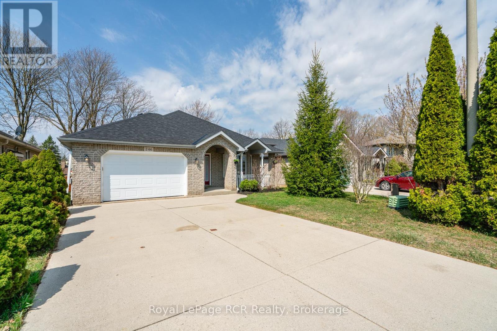 246 16th Avenue Crescent, Hanover, Ontario  N4N 3V3 - Photo 2 - X13045808