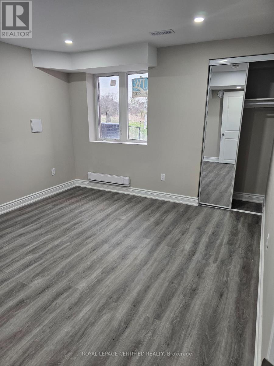 71 Lilac Circle, Haldimand, Ontario  N3W 0H6 - Photo 13 - X13039872